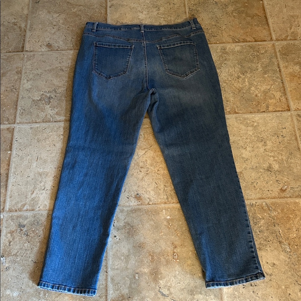 Gloria Vanderbilt Amanda Blue Jeans - Picture 10 of 10